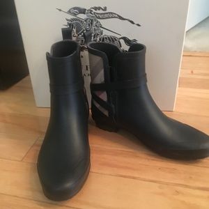 Burberry | Shoes | Burberry Riddlestone 